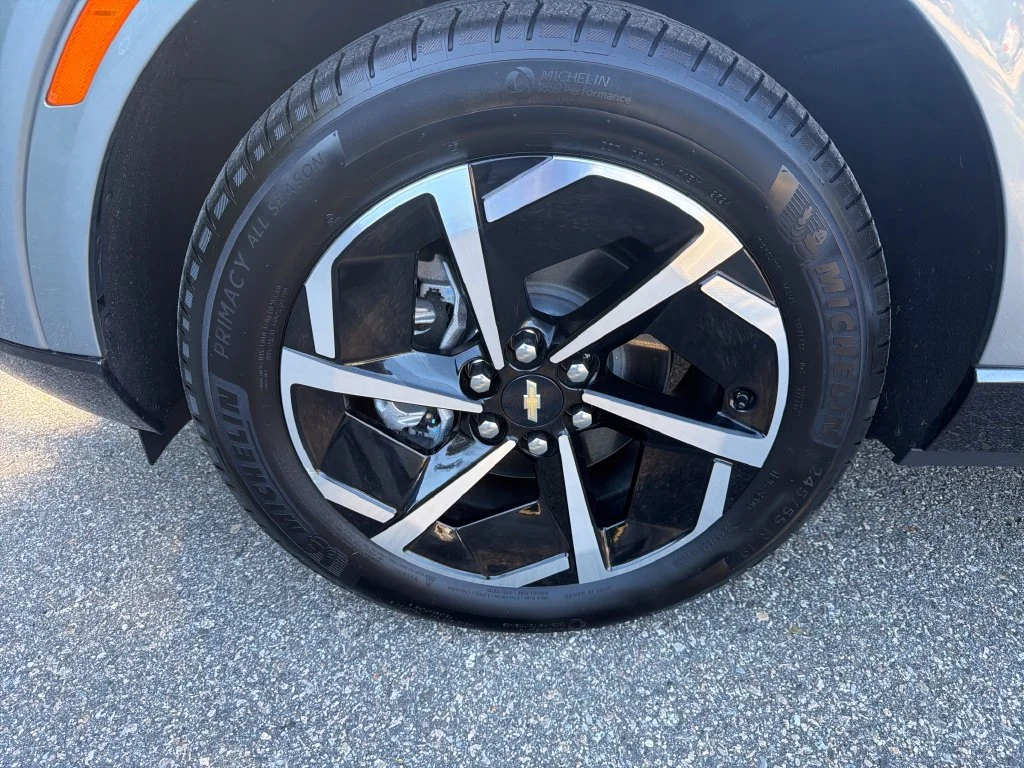 2024 Chevrolet Equinox EV LT - Photo 58