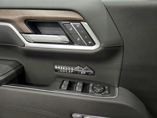 Used 2026 Black Chevrolet High Country image 26