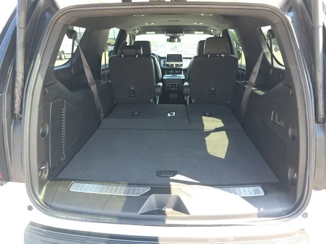 Used 2023 Summit White Chevrolet Premier image 10