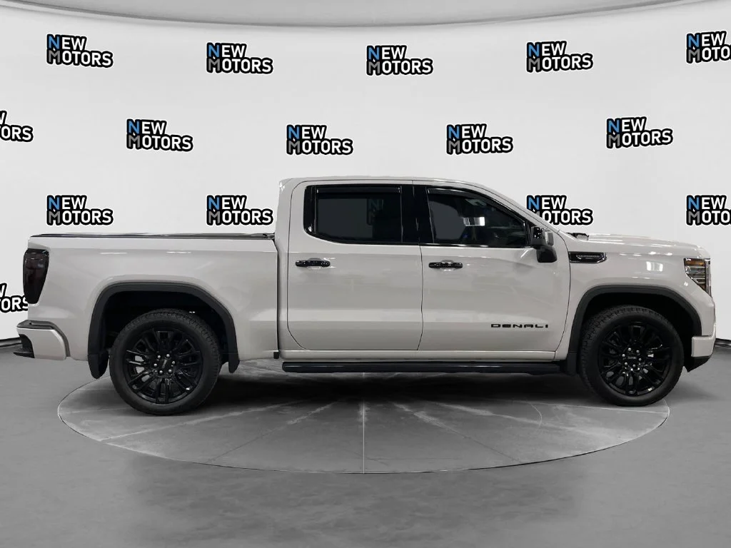 Used 2025 Titanium GMC Denali Ultimate image 6