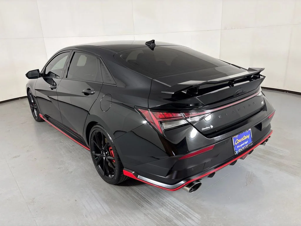 Used 2025 Black Hyundai Base image 6