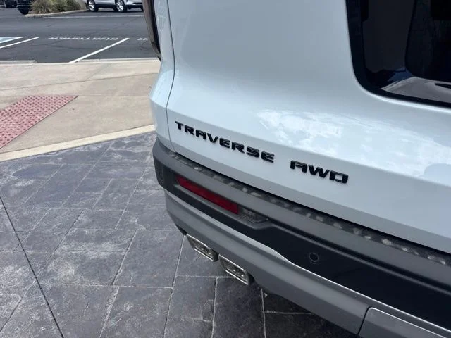 New 2026 White Chevrolet Z71 image 6