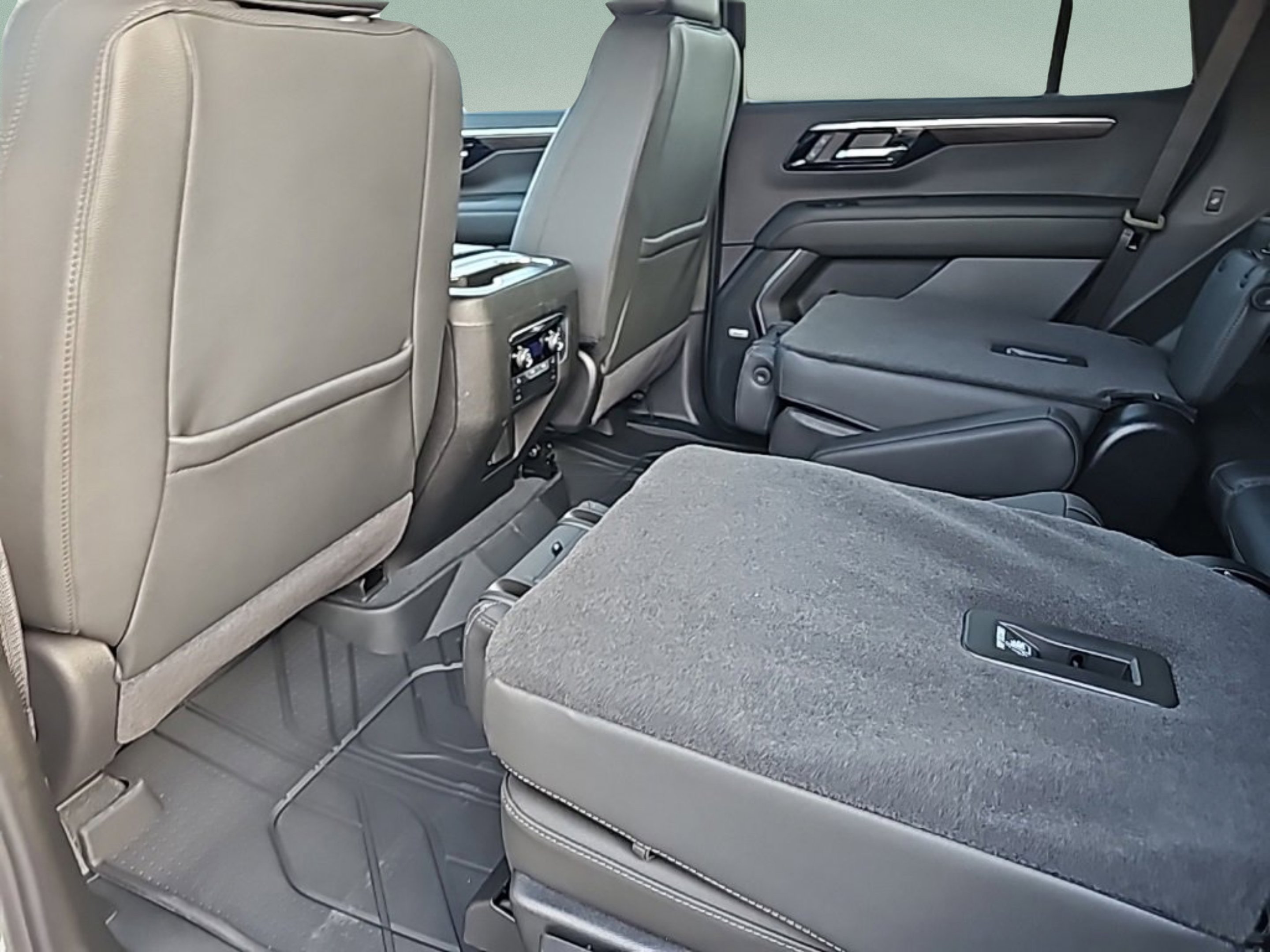 2026 Chevrolet Tahoe LT - Photo 29