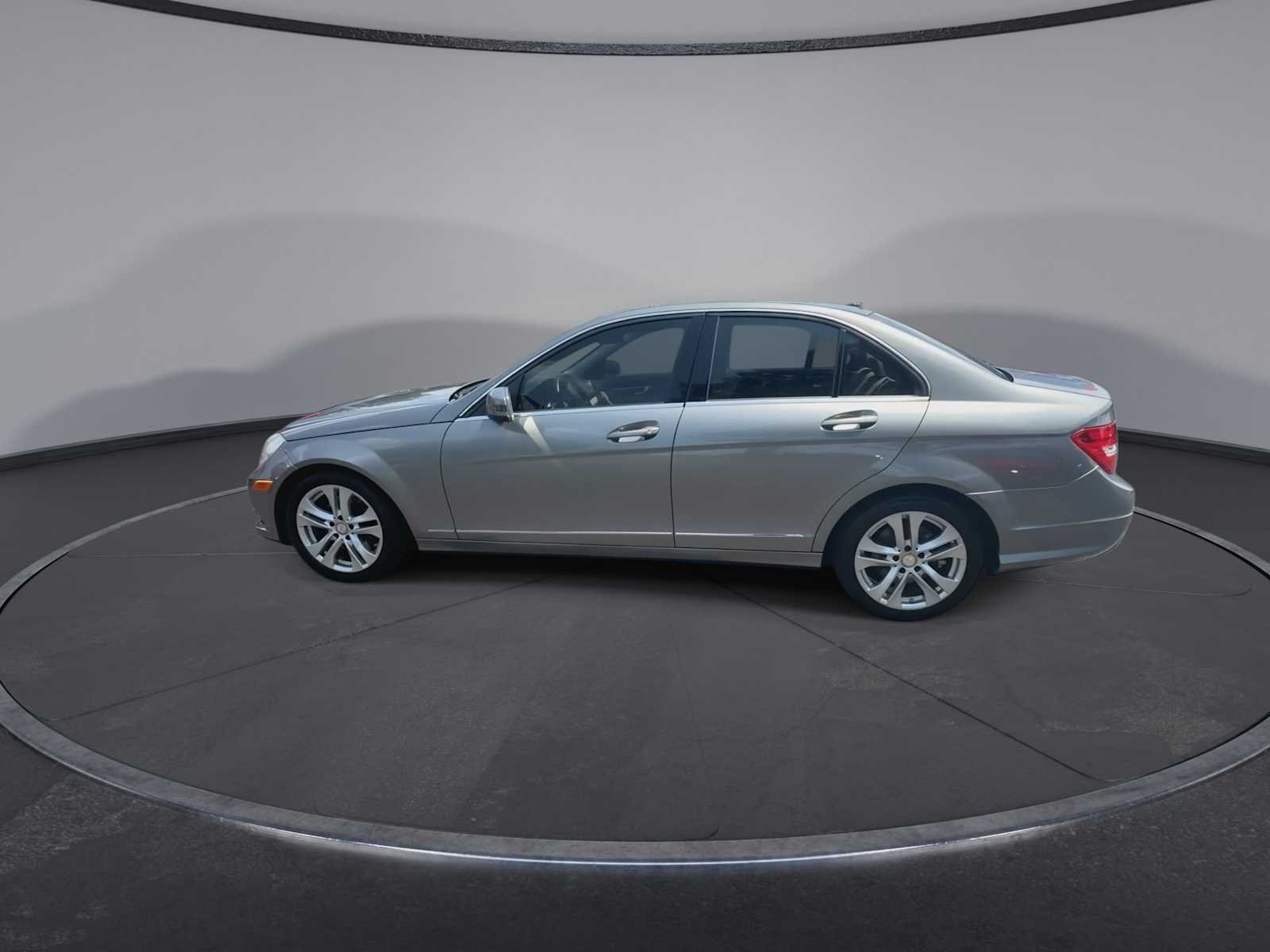 Used 2014 Palladium Silver Metallic Mercedes-Benz C 300 Luxury image 5