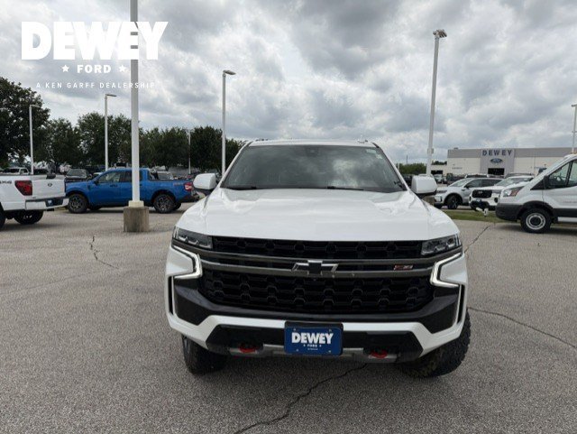 Certified Used 2022 Iridescent Pearl Tricoat Chevrolet Z71 image 2