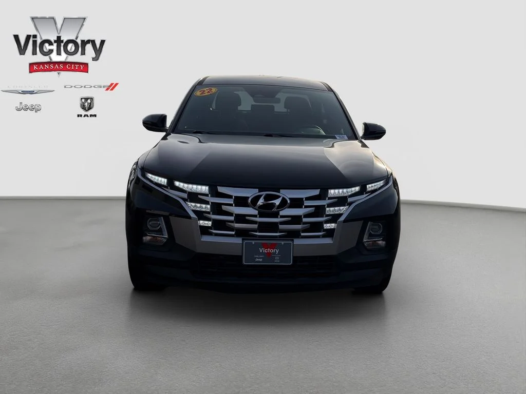 Used 2022 Hyundai Santa Cruz SEL with VIN 5NTJBDAE6NH001651 for sale in Kansas City