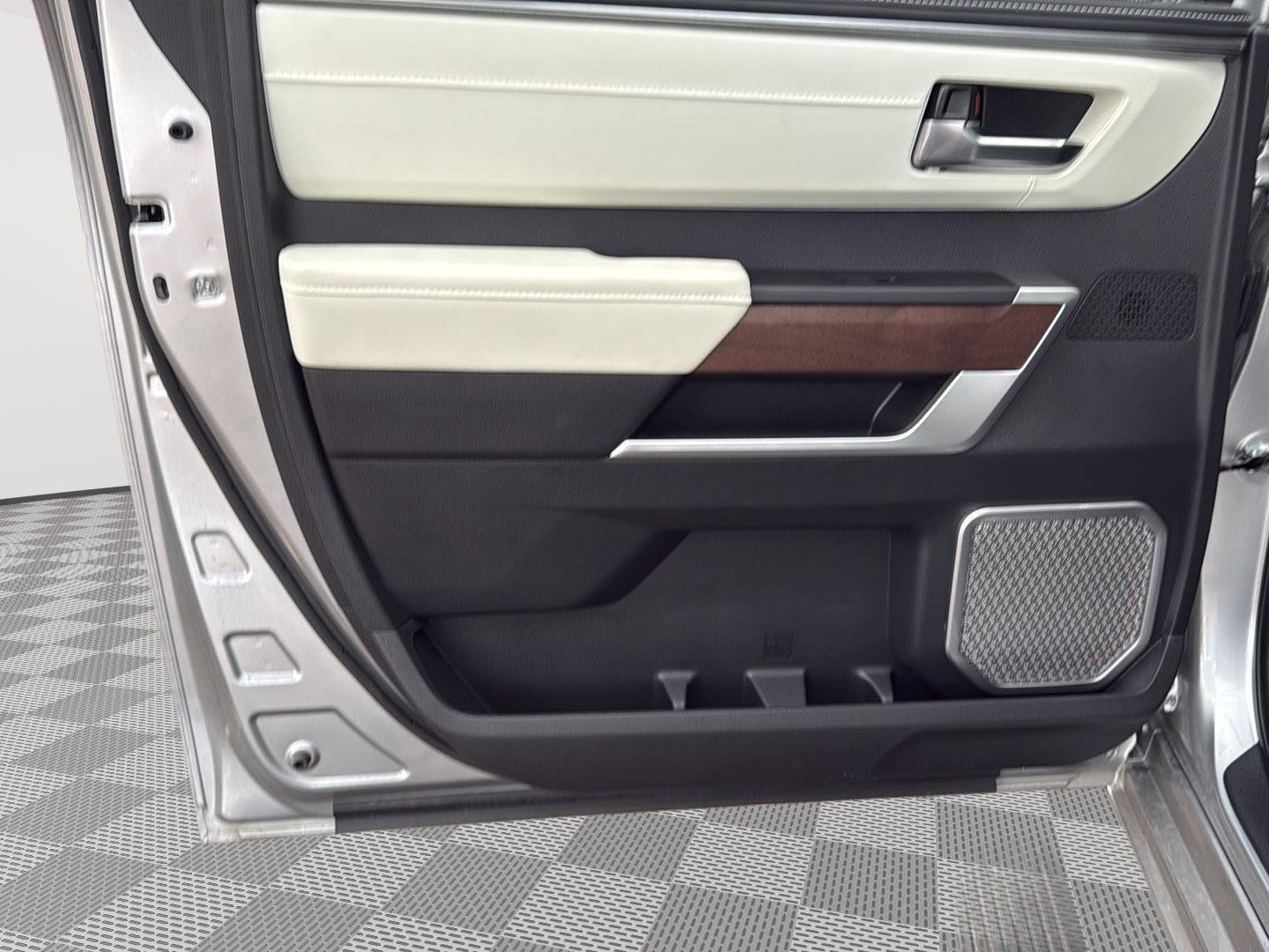 2024 Toyota Tundra Capstone - Photo 27