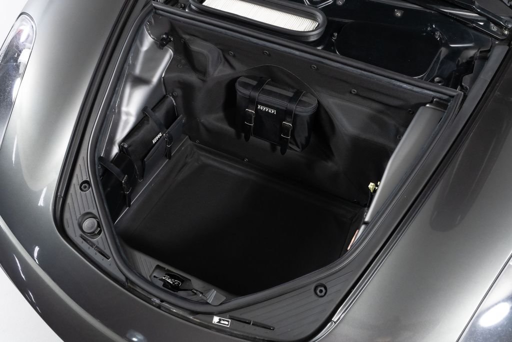 Used 2009 Gray Ferrari Scuderia image 9