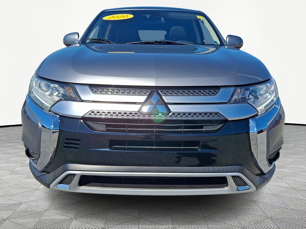 Used 2020 Mitsubishi Outlander SE with VIN JA4AZ3A31LZ003164 for sale in Saint Albans City, VT