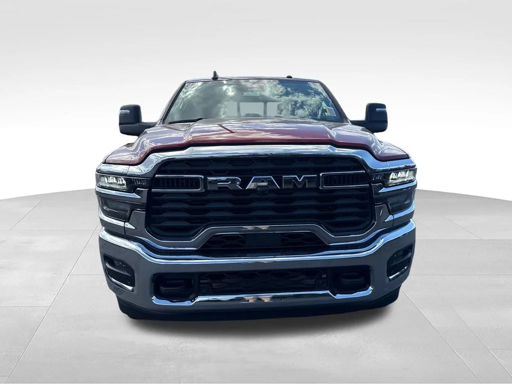 New 2026 Molten Red Pearl-Coat Exterior Paint RAM TRADESMAN image 8