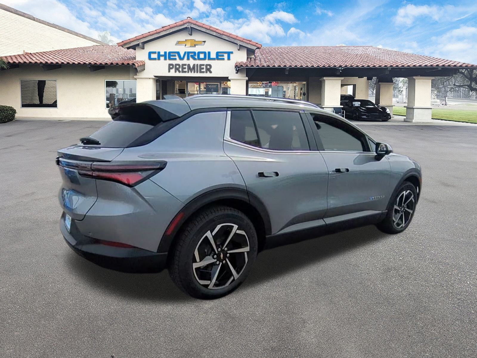 2026 Chevrolet Equinox EV 2LT - Photo 8