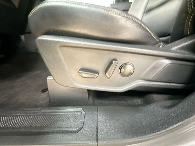 Certified Used 2025 Gray Ford Badlands image 15