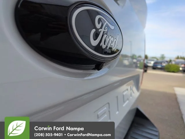 New 2026 Oxford White Ford XL image 29