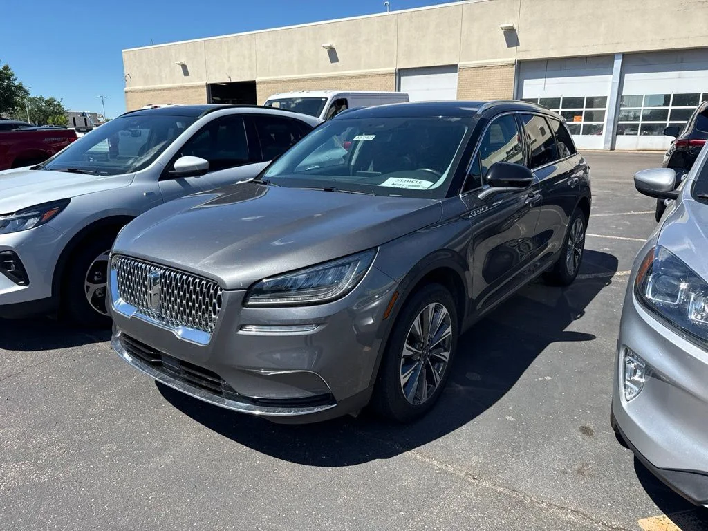 Certified Used 2022 Gray Lincoln Reserve image 3