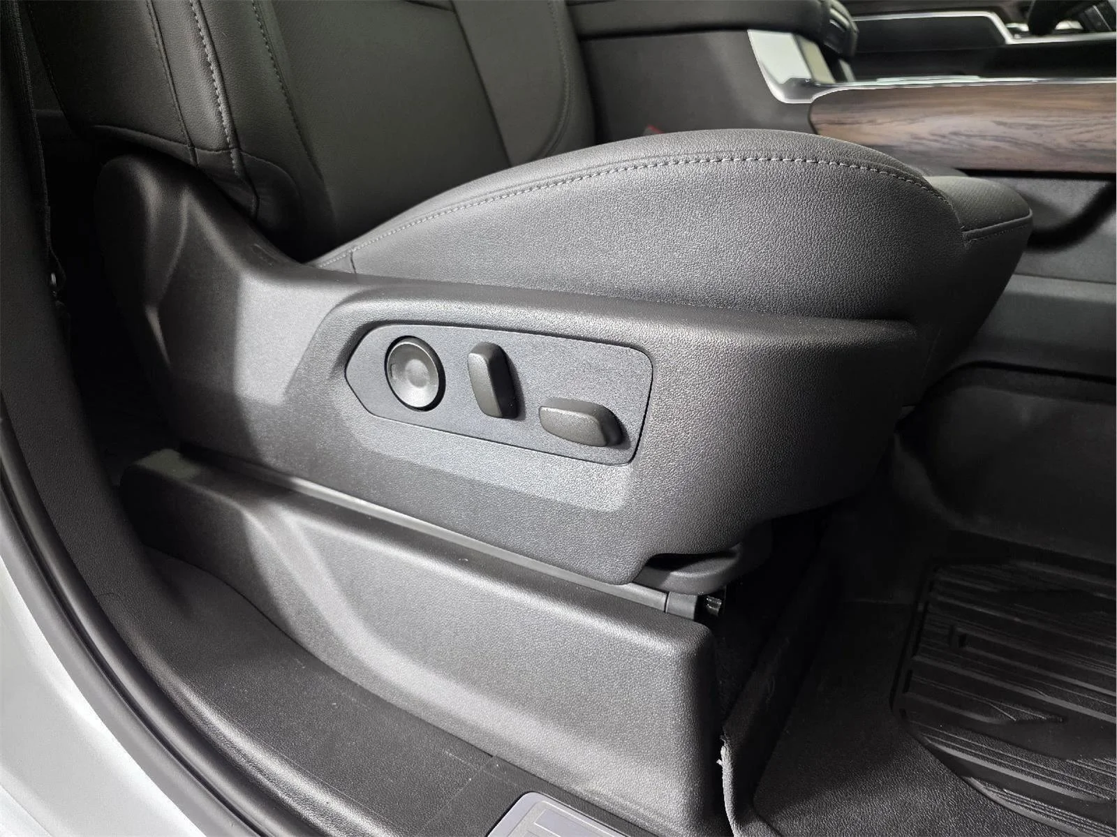 2026 GMC Sierra 2500HD SLT - Photo 24