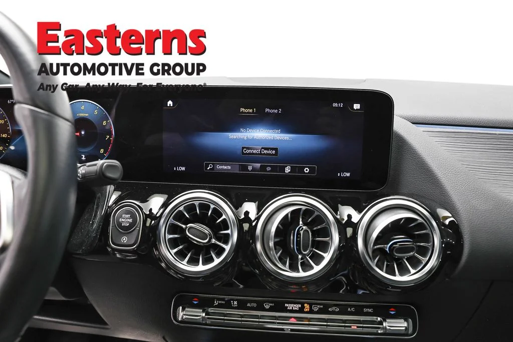 Used 2023 White Mercedes-Benz GLA 250 image 12