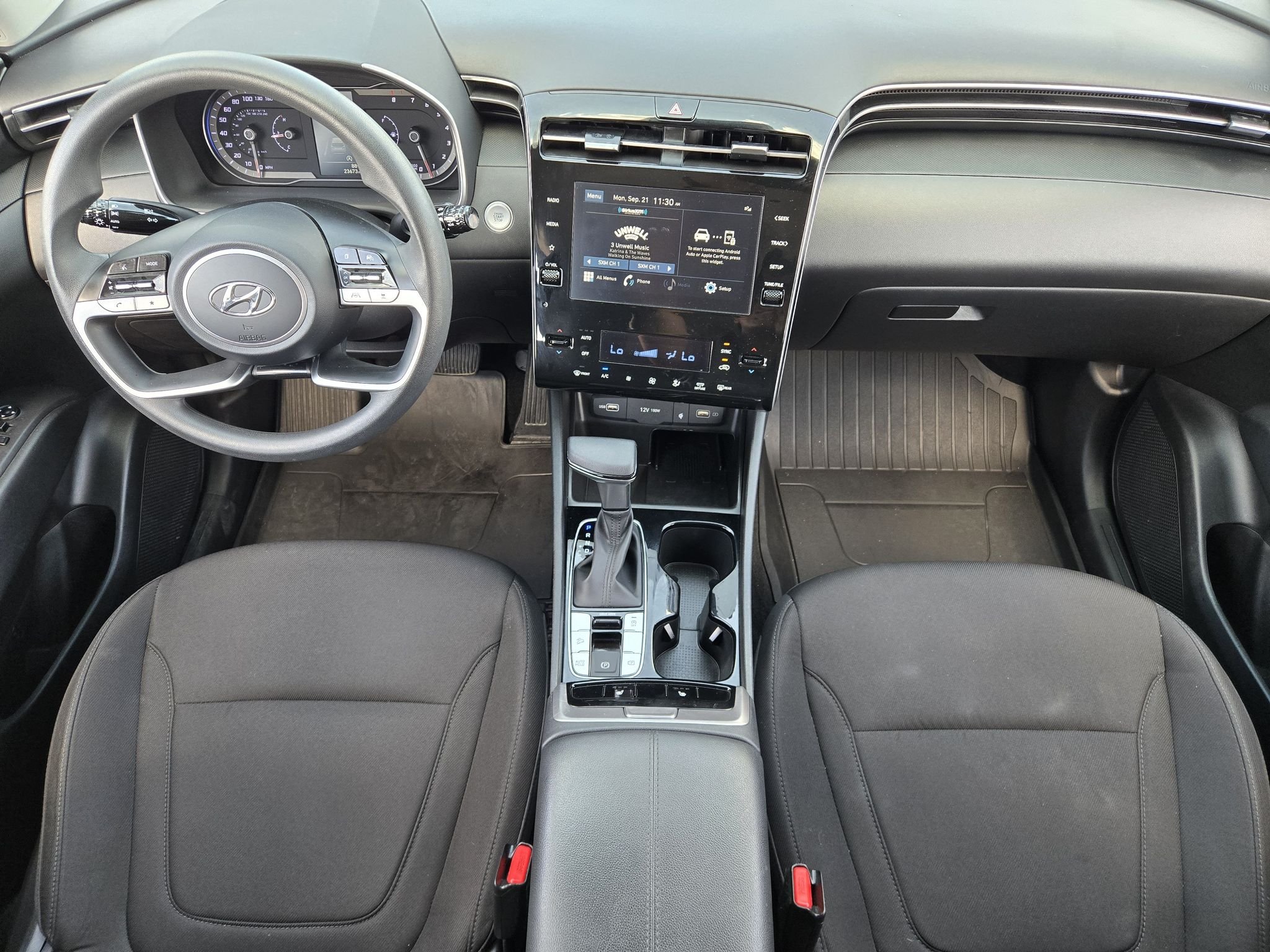 Used 2024 White Pearl Hyundai SEL image 27