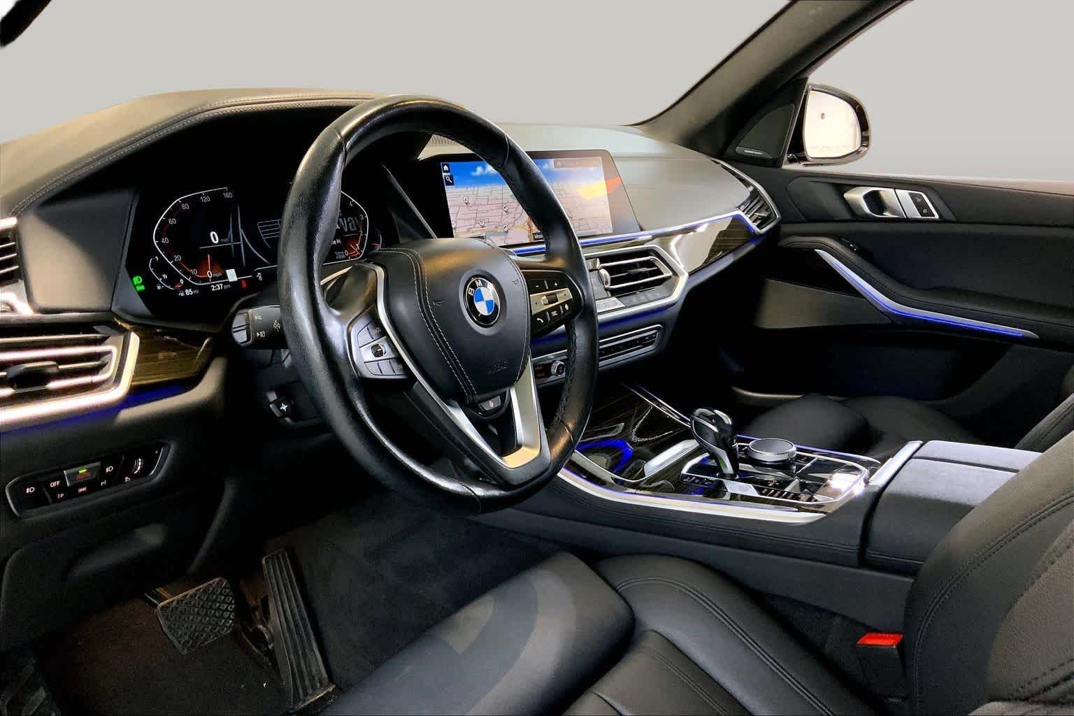 Used 2021 Alpine White BMW xDrive40i image 17