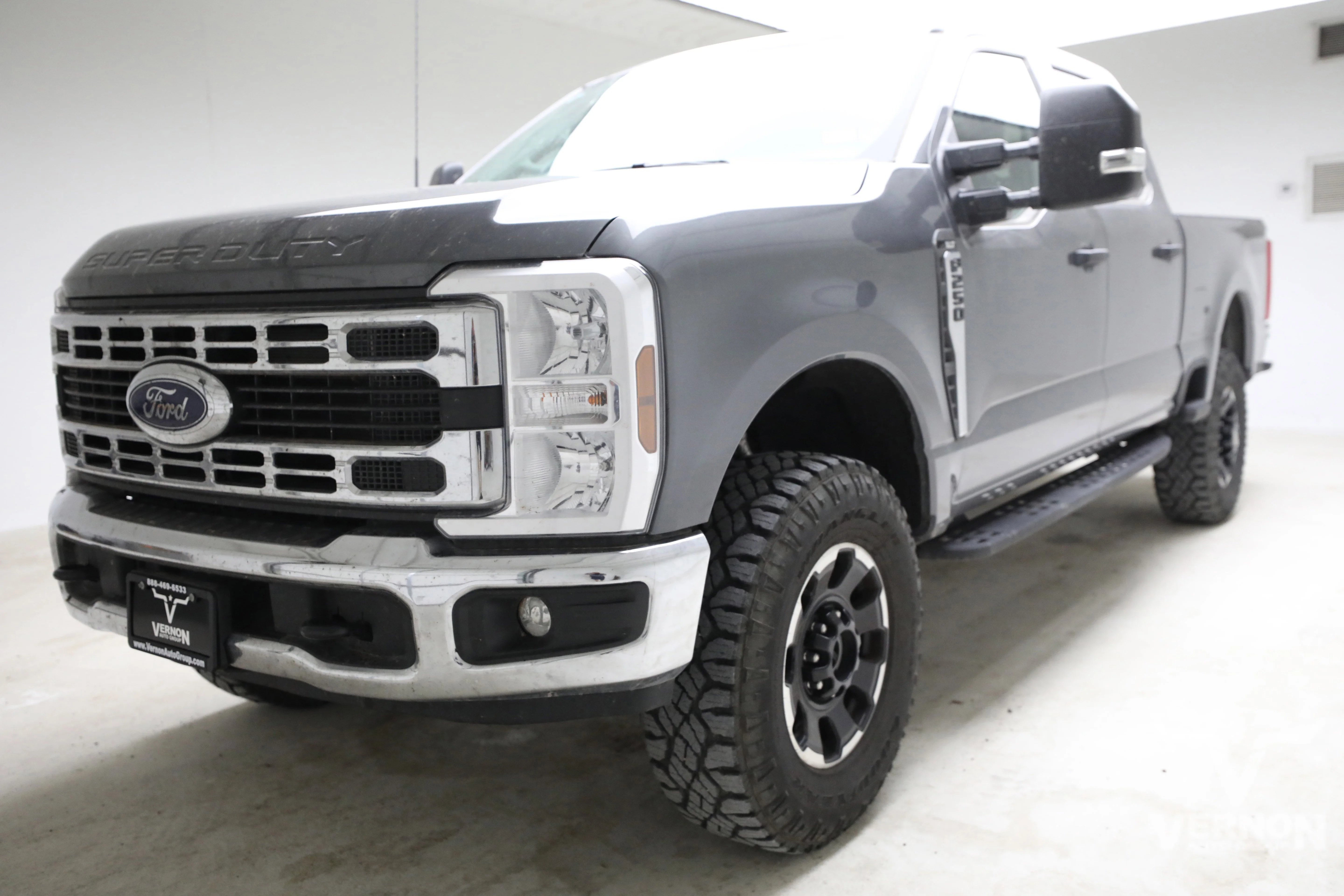 2025 Ford F-250 XLT 4x4 Crew Cab 6-3/4' Box's photo