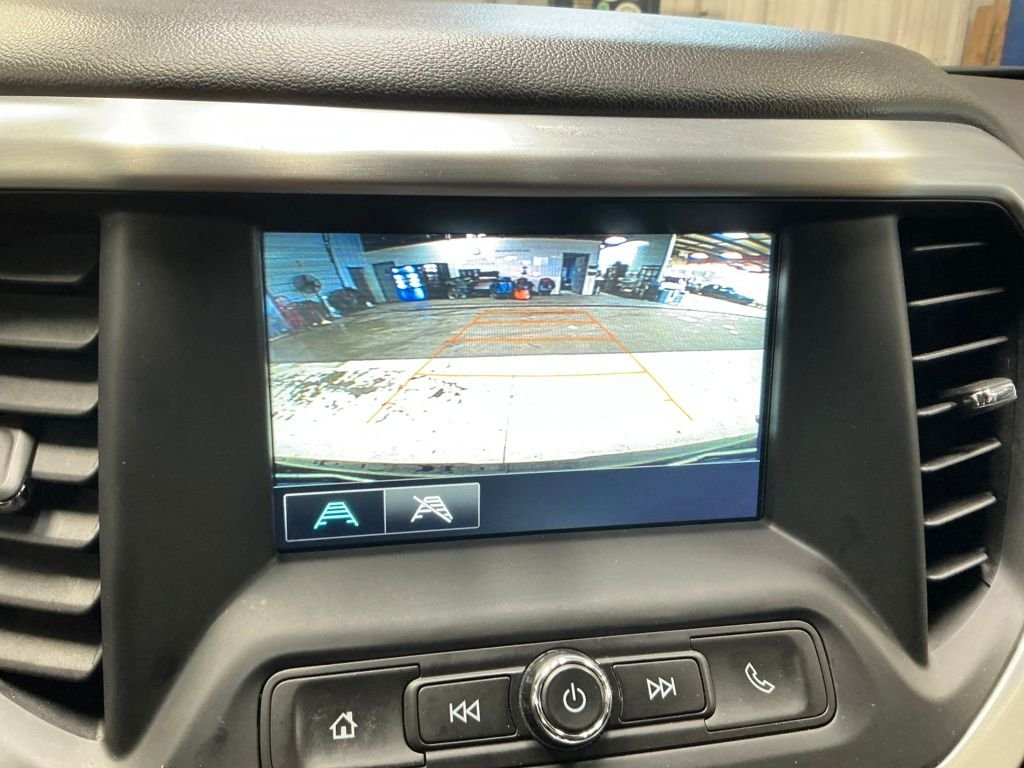 Used 2018 Blue GMC SLE-2 image 22