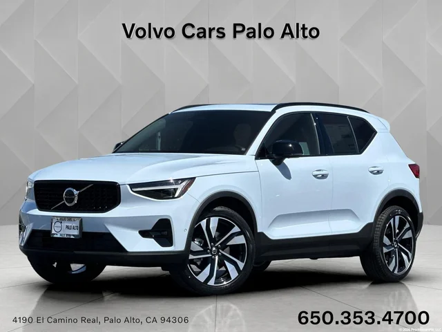 2026 Volvo XC40 2026 Volvo XC40 B5 Plus 4D Sport Utility