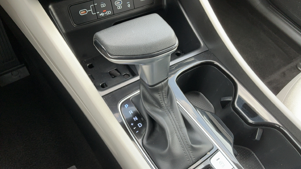 Used 2025 Blue Hyundai SEL image 15