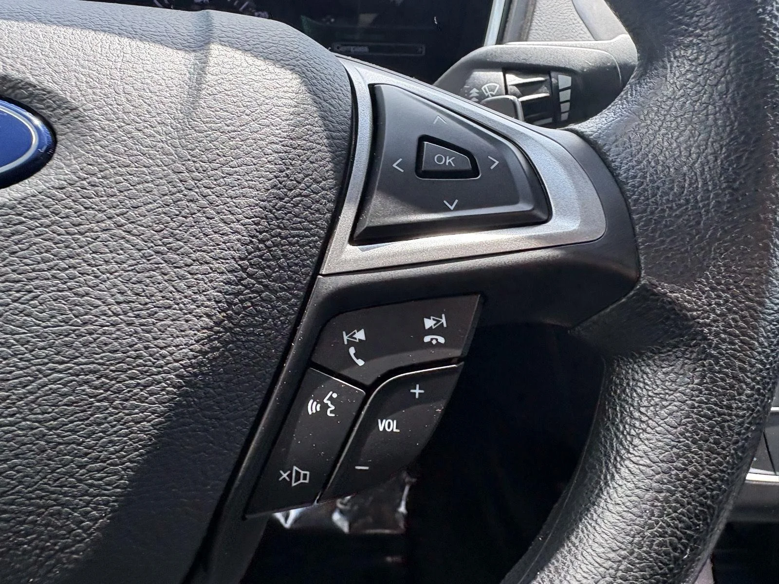 Used 2019 Rich Copper Metallic Tinted Clearcoat Ford SE image 11