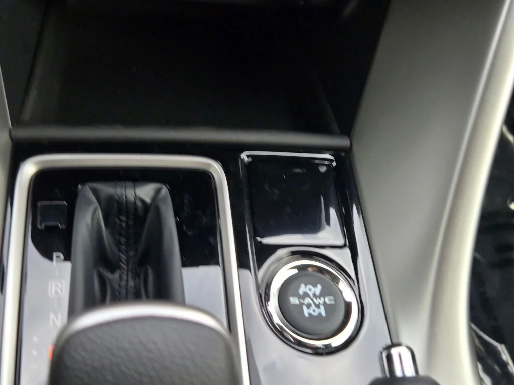 New 2026 Gray Mitsubishi ES image 21