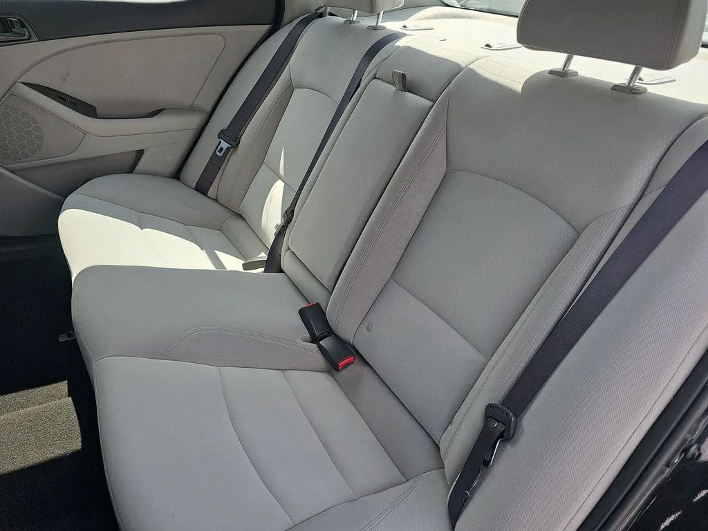 2015 Kia Optima LX - Photo 13