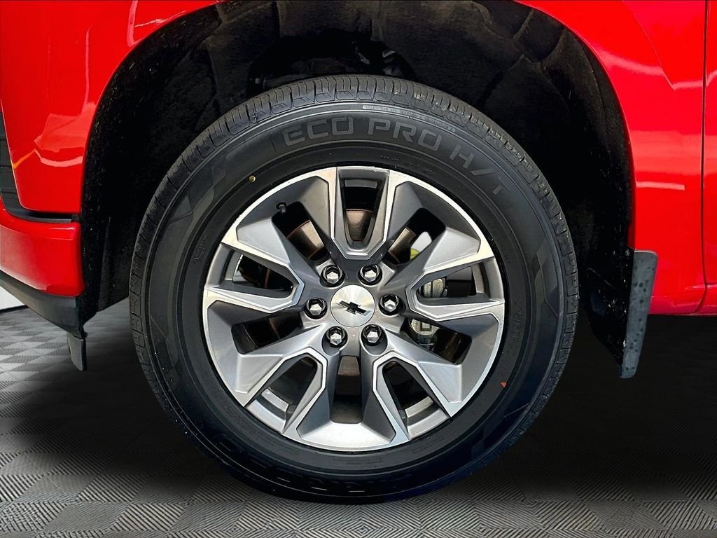Used 2020 Red Chevrolet RST image 28