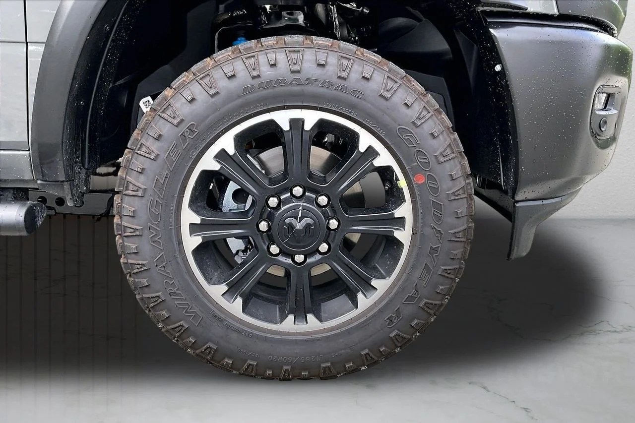 New 2026 Ceramic Gray Clearcoat RAM  image 33
