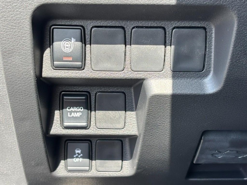 2025 Nissan Frontier SV - Photo 11