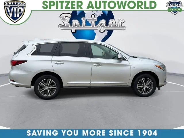 Used 2018 Silver INFINITI Base image 10