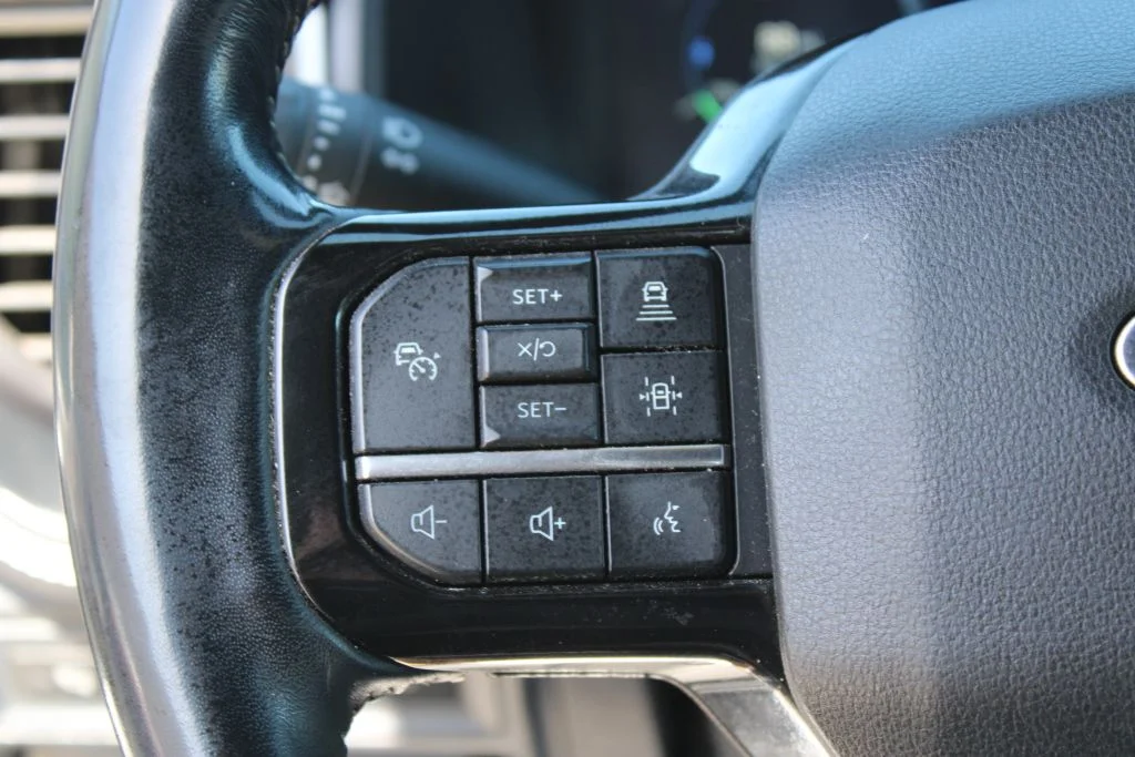 Used 2023 Blue Ford Platinum image 26