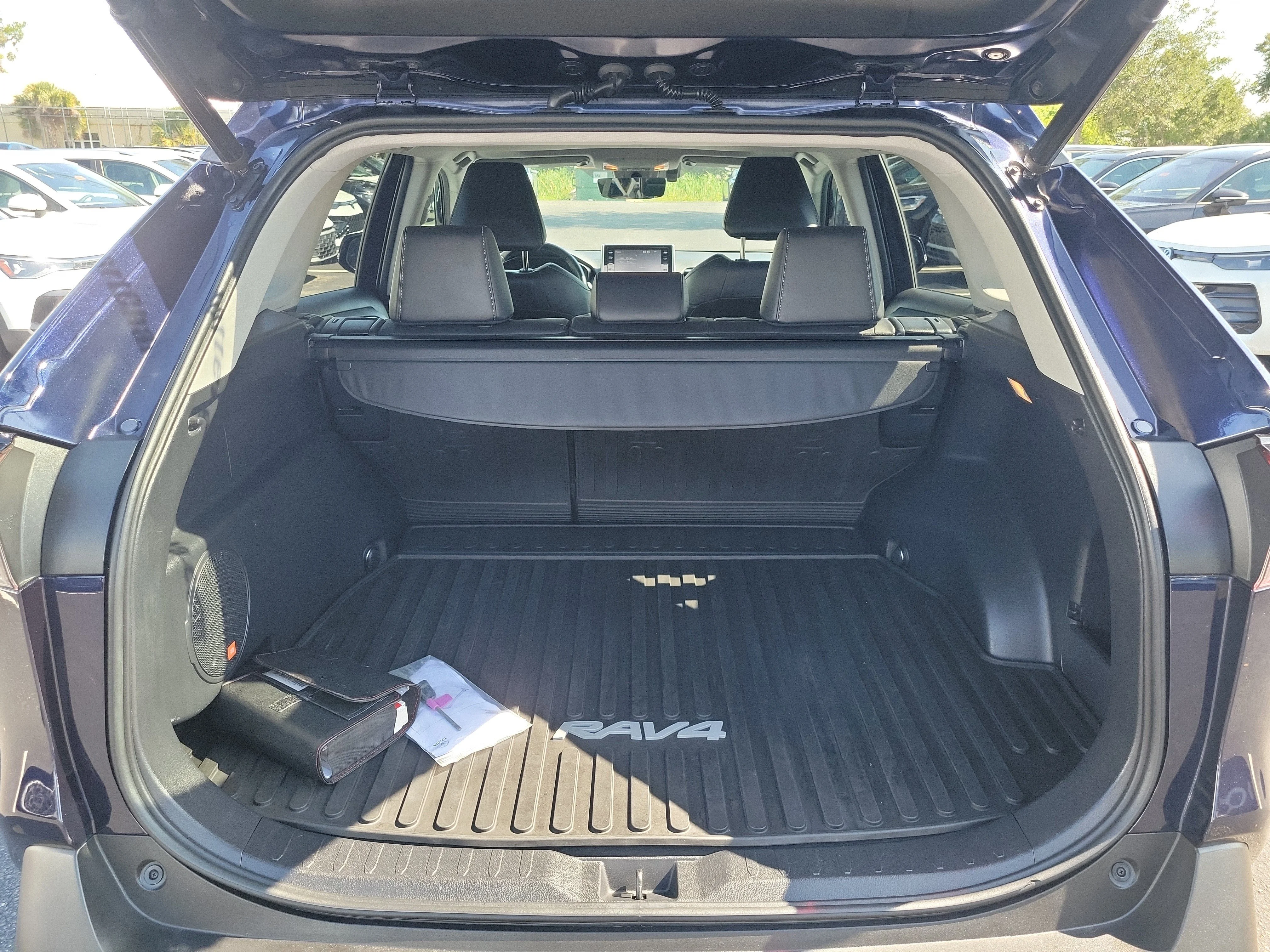 Used 2019 Blueprint Toyota XLE Premium image 11