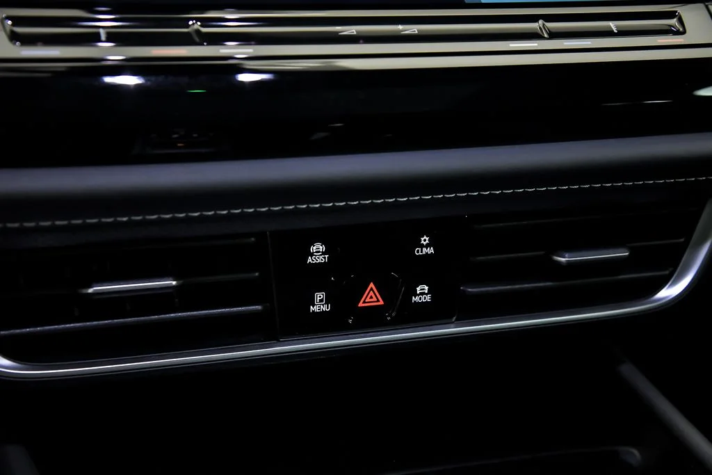 New 2026 Silver Volkswagen SE w/Technology image 14