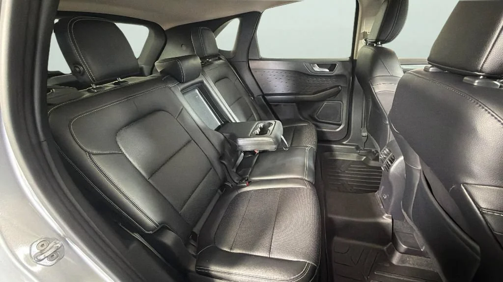 Used 2020 Silver Ford SEL image 29