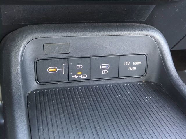 2024 Hyundai Kona SE - Photo 21