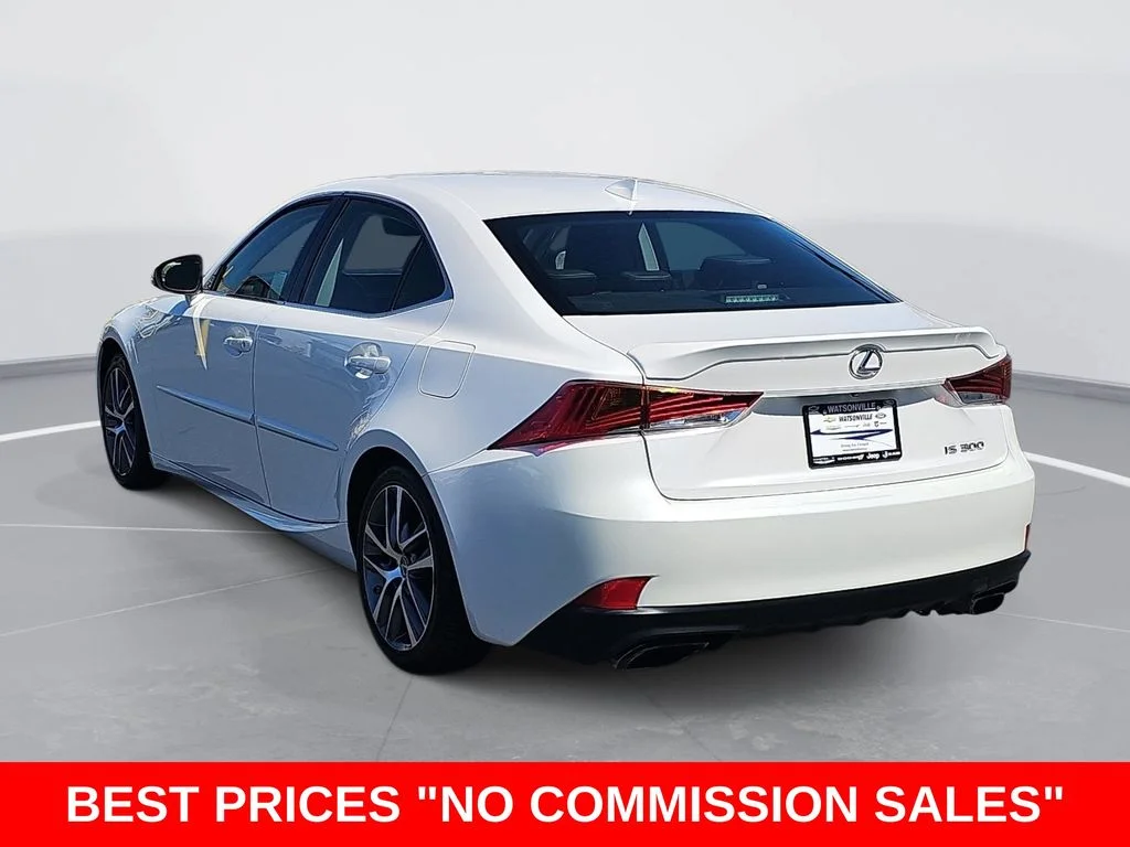 Used 2020 White Lexus 300 image 5