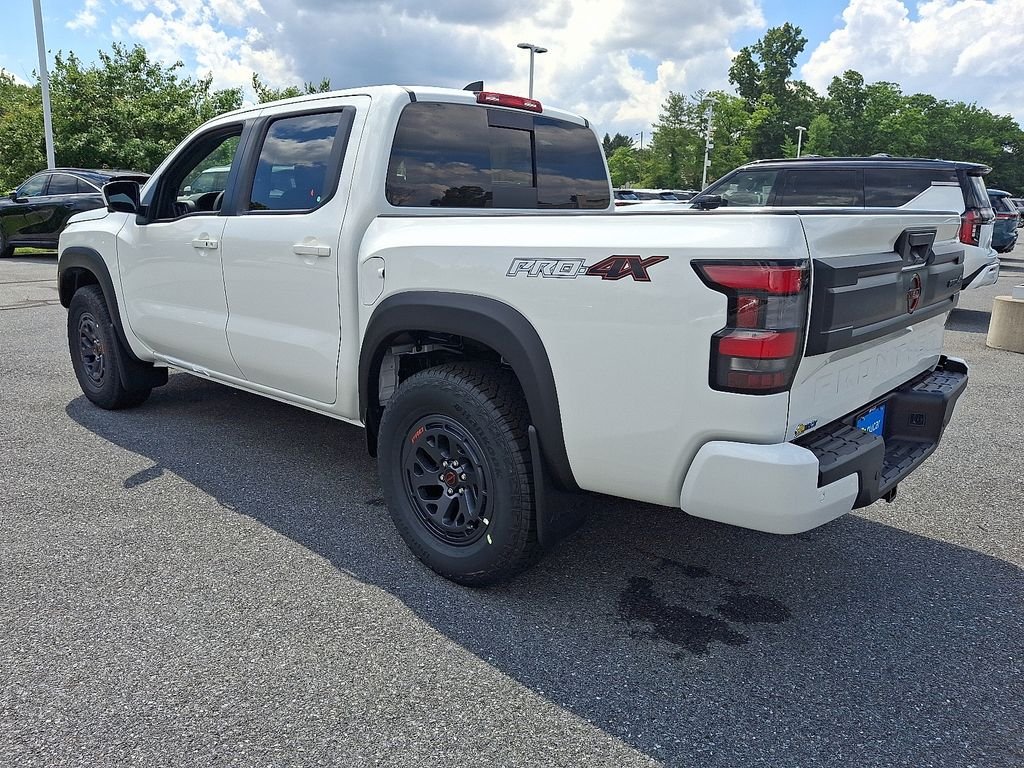 2026 Nissan Frontier — photo 3