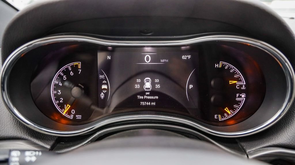 Used 2019 Slate Blue Jeep Limited image 28