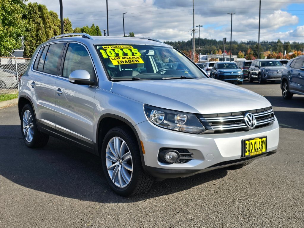 Used 2012 Silver Volkswagen SE image 7