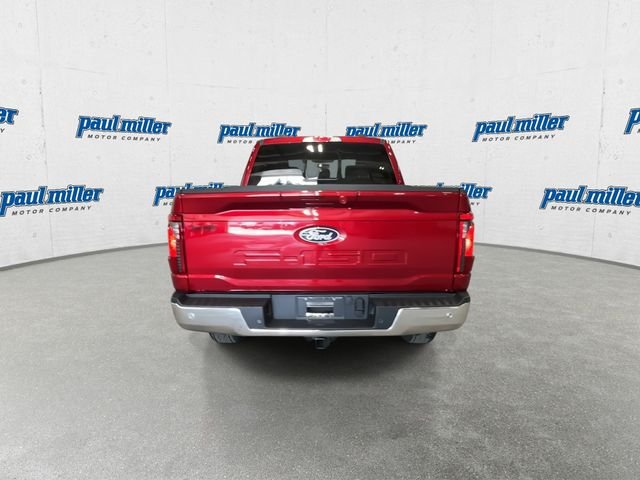 New 2026 Ruby Red Metallic Tinted Clearcoat Ford XLT image 9