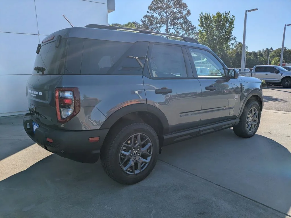 New 2026 Carbonized Gray Metallic Ford Big Bend image 4