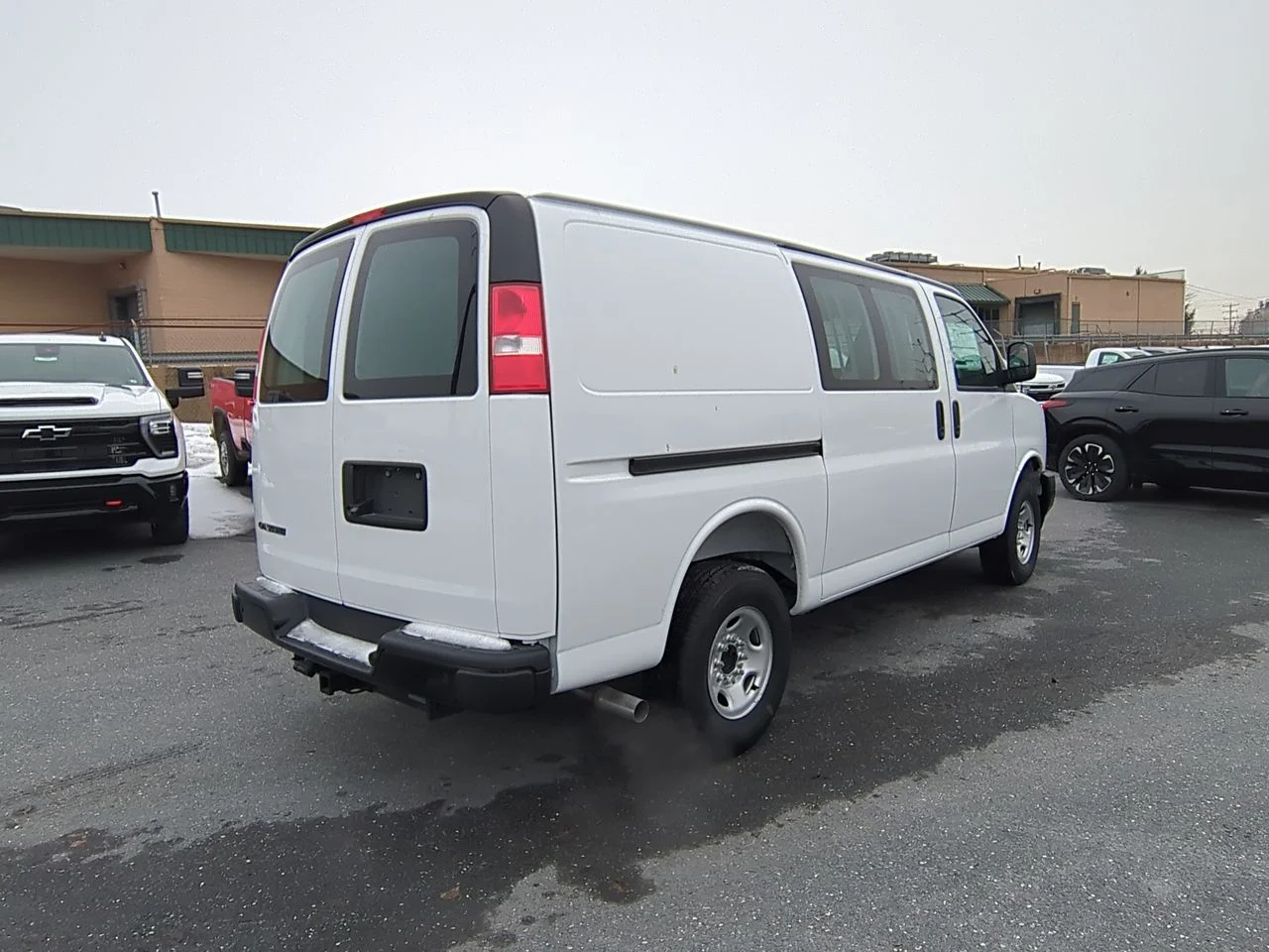 2025 Chevrolet Express Cargo Work Van - Photo 70