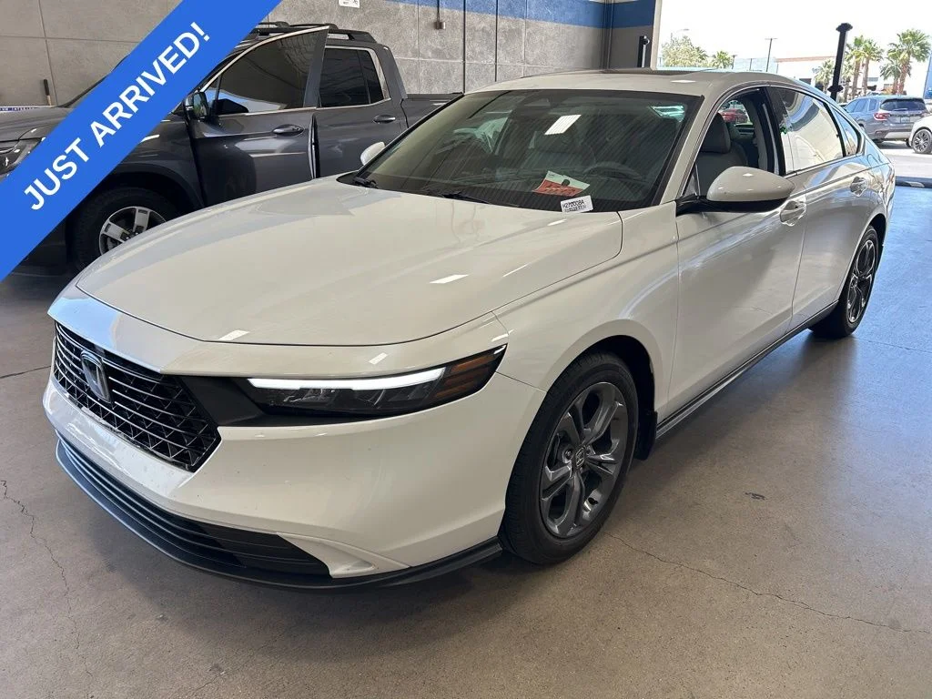 2023 Honda Accord 1.5T EX w/o BSI CVT's photo