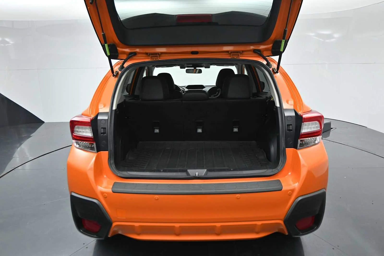 Used 2019 Sunshine Orange Subaru Limited image 7