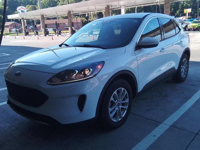 2021 Ford Escape SE
