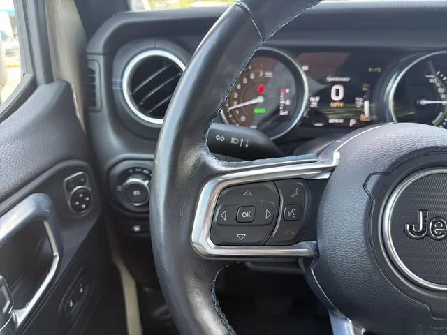 Used 2022 Beige Jeep Unlimited Rubicon 4x4 image 29