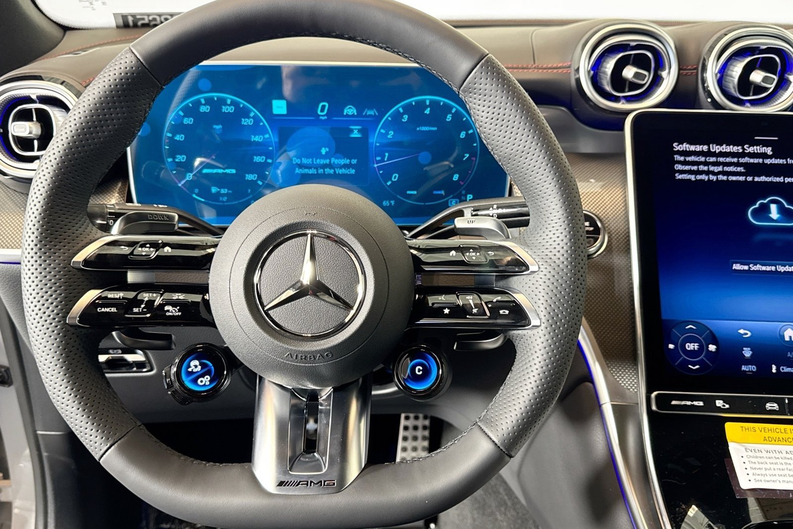 New 2026 MANUFAKTUR Alpine Grey Mercedes-Benz AMG® GLC 43 image 11